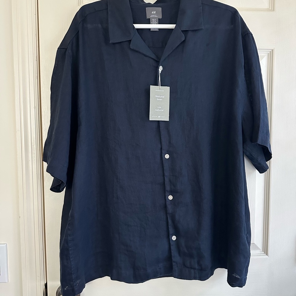 NWT H&M Men’s Dark Blue Shirt